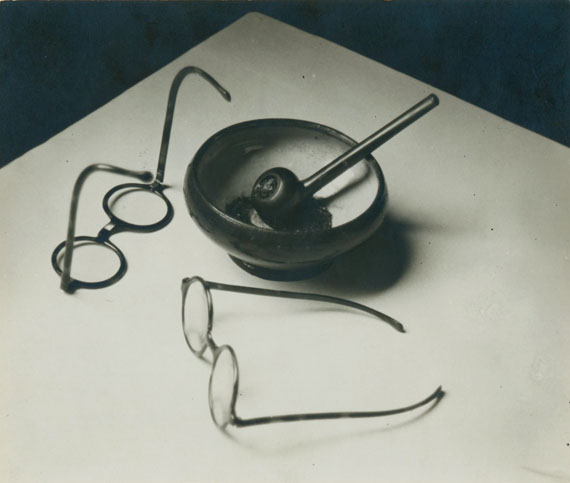 The Modern Eye: Photographs 1917-1939 The Modern Eye: Photographs 1917-1939