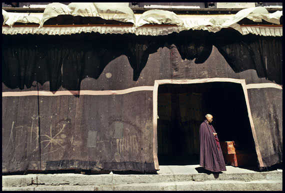 Infinite Light: A Photographic Meditation on Tibet Infinite Light: A Photographic Meditation on Tibet
