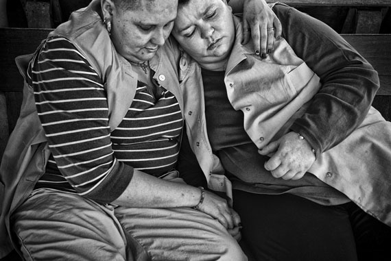 Declination of a Photographic Narrative Declination of a Photographic Narrative