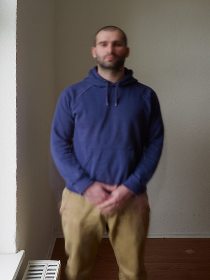 Michael Wesely
Pavel Pavlov (15.09 - 15.14 Uhr, 7.5.2012)
C-Print, 60 x 80 cm, UltraSec, Metallrahmen