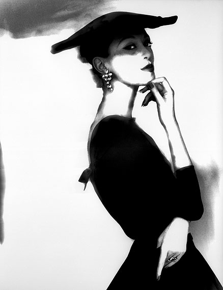 Lillian Bassman
Barbara Mullen, New York, ca. 1958, neu interpretiert 1994. Platinotypie 65,5 x 51 cm
© Lillian Bassman