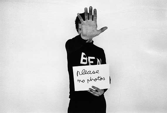Ben Vautier, Berlin 1971 © Angelika PlatenSilbergelatineabzug, 40 x 30 cm