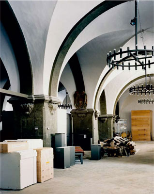 STATUS #22, 2005, C-Print / Diasec, 160 x 128,5 cm © Erik Niedling / VG Bild Kunst, Bonn
