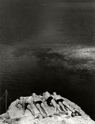 ITALY, Portofino 1936, Dreaming in the Sun© Herbert List / Magnum Photos / Contrasto