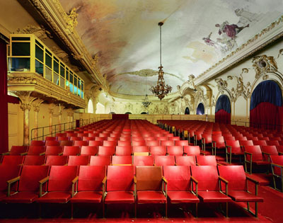 © Robert Polidori · Sala Alejo Carpentier, Gran Teatro de la Habana · Havana, 2000