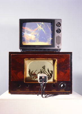 Nam June Paik, Real Fish, Live Fish II, 1982/1999Kunsthalle Bremen© Nam June Paik Studios, Inc.Foto: Jürgen Nogai