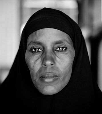 Abshiro Aden Mohammed, Women's Leader, Somali refugee camp, Dagahaley, Kenya © Fazal Sheikh 2009