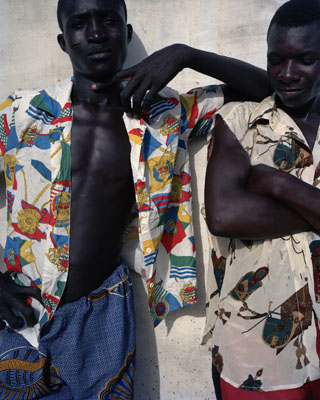 Viviane Sassen: Now & Then / Gold Coast, 100x80 cm, 2007C-Print© Viviane Sassen