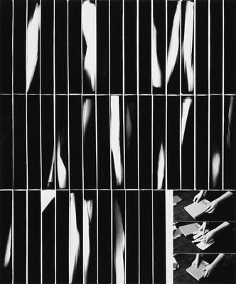 Timm Rautert, Unbelichtete Photopapierstreifen dem Tageslicht ausgesetzt. 3 Sekunden, danach normal entwickelt,1971, 54 x 45 cm, Bromsilbergelatine