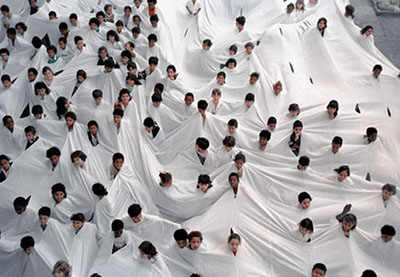 LYGIA PAPEDivisor, 1968-85Photograph of performance