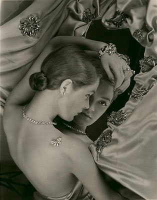 Untitled, n.d.&copy; Erwin Blumenfeld