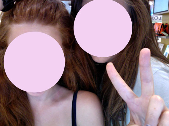 Willem PopelierDetail from: Showroom Girls, 20115 Inkjet prints, total 128 x 450 cm&copy; Willem Popelier