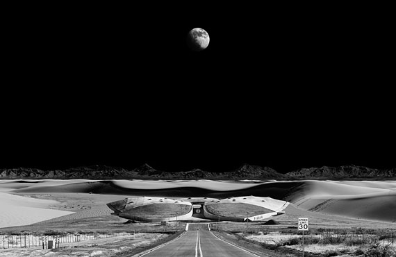 spaceport, 2012, 202 x 137 cm und 102 x 67 cm, edition of 6