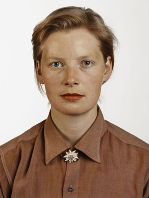Thomas RuffPorträt, 1988C-Print210 x 165 cm© VG Bild-Kunst, Bonn 2011