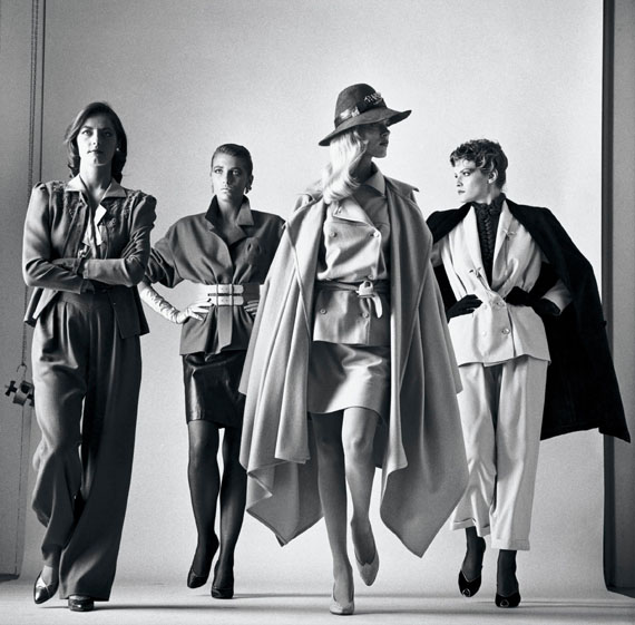 Helmut NewtonSie kommenfrom the series Big NudesParis 1981&copy; Helmut Newton Estate
