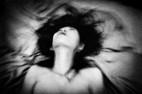 Antoine d’Agata, Untitled, Tokyo 2006. Courtesy Antoine d’Agata / Magnum Photos