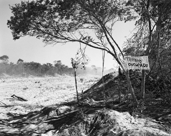 Jo Ractliffe - On the road to Cuito Cuanavale III