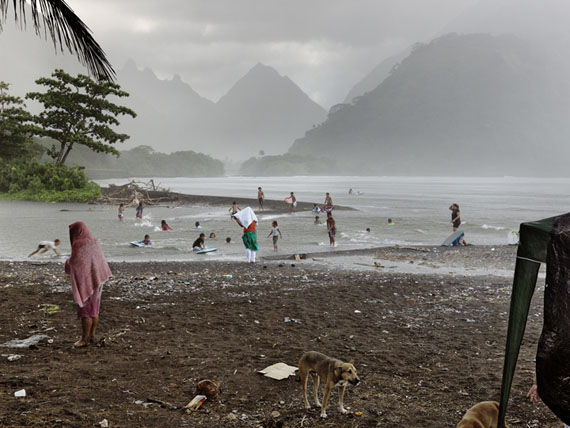 “Tautira Tahiti”, 2010Pigment ink on cotton paper108 x 144 cmEdition 7 + 2 AP